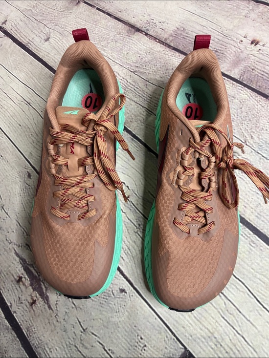 Altra Shoes - Womens Altra Outroad Trail Running Shoes